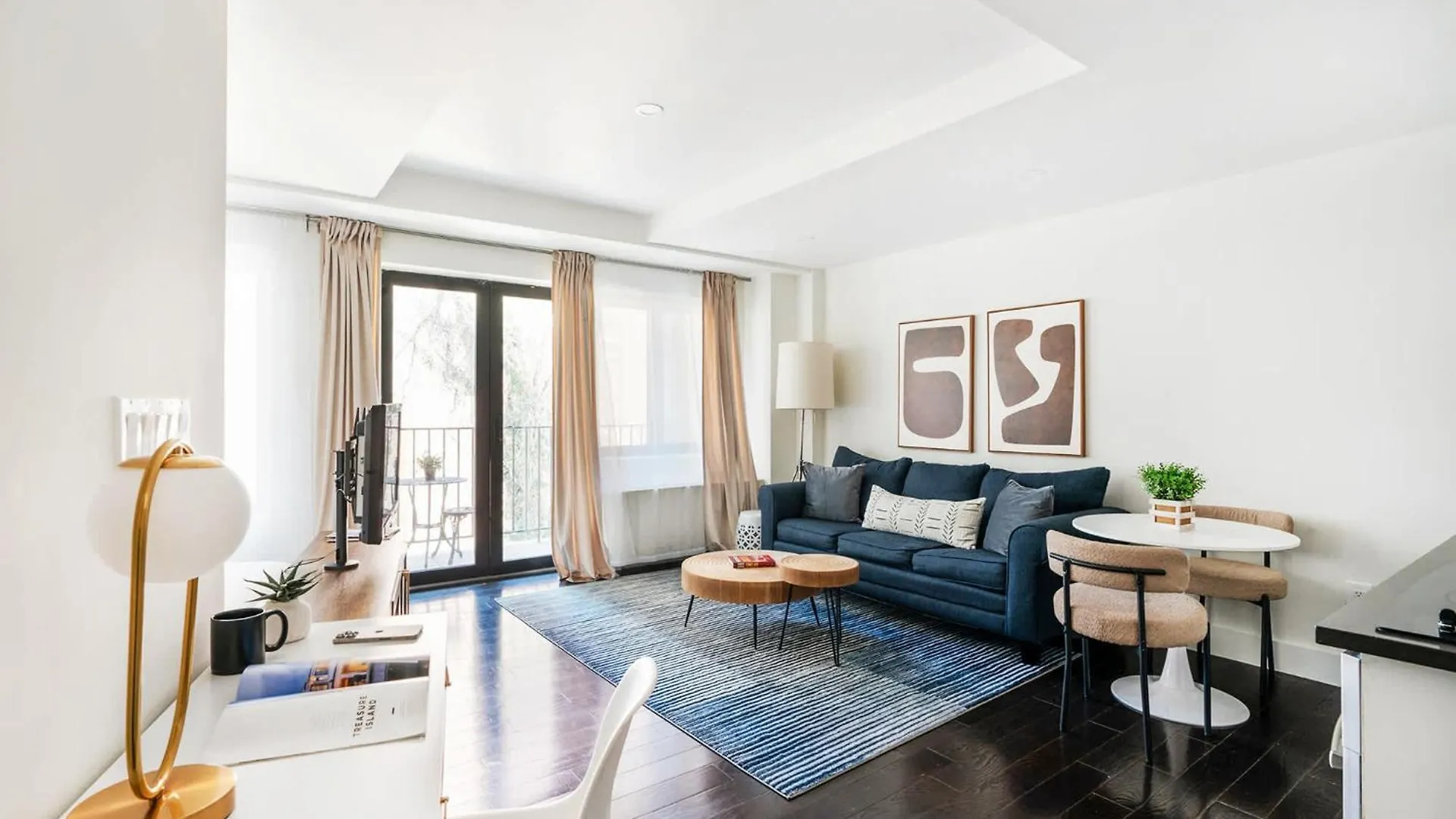 Apartamento 809-4B Studio Balcony W D Prime Location Nova Iorque